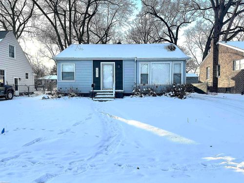 23451 Seneca St, Oak Park, MI, 48237-2245 | Card Image