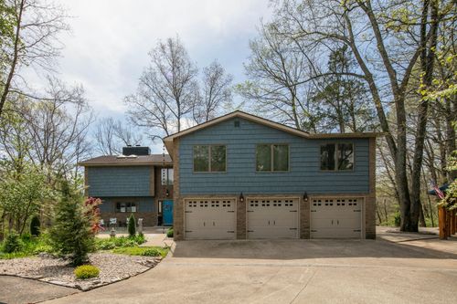 2140 Crystal Creek Drive, Frankfort, KY, 40601 | Card Image