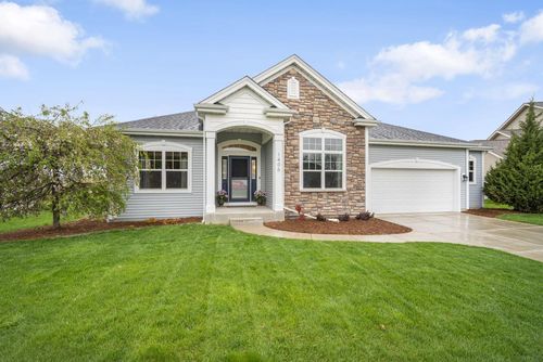1406 Mockingbird Ct, Oconomowoc, WI, 53066-2304 | Card Image
