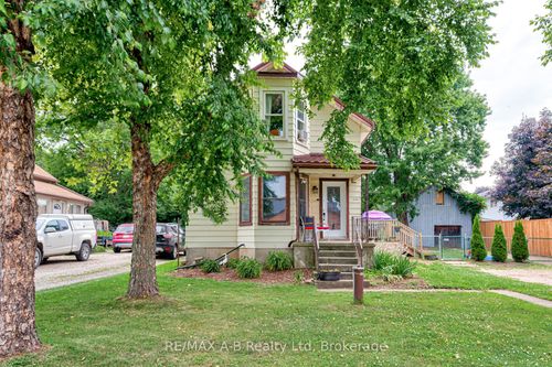 195936 19th Line, Kintore, ON, N0M2C0 | Card Image