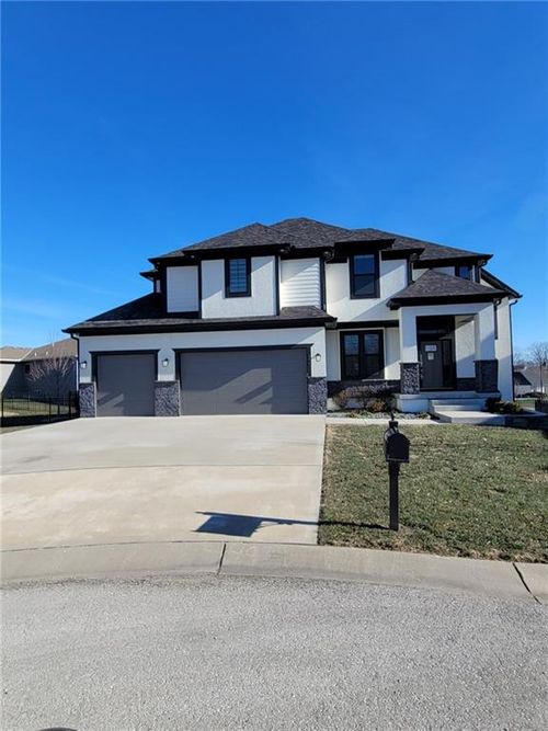 408 Greenview Dr, Blue Springs, MO, 64029-7716 | Card Image