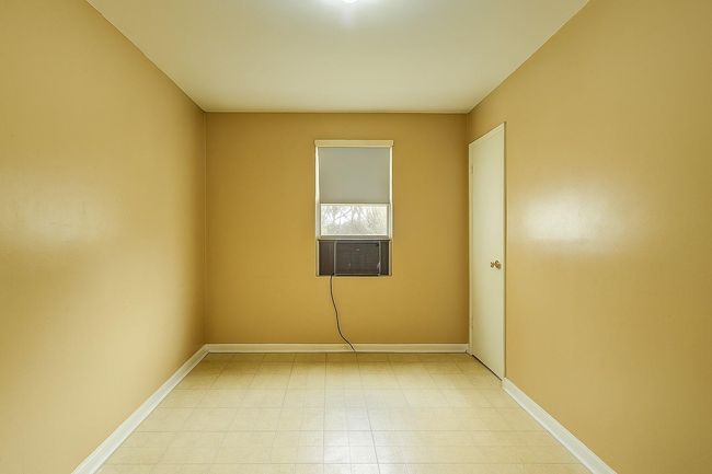 Staged - Empty | Image 28