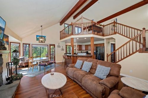 920 Arbula Dr, Crestline, CA, 92325-9628 | Card Image