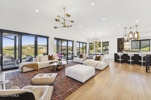 9272 Dye Cabins Dr, Park City, UT, 84098-4919 | Card Image