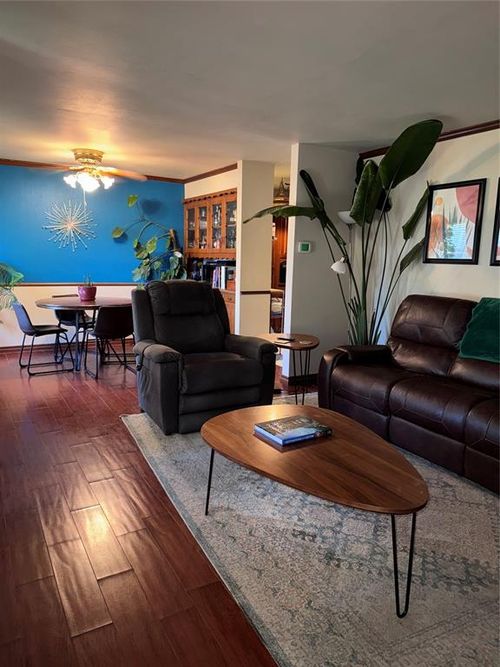 213 Country Club Ter, Midwest City, OK, 73110-3930 | Card Image