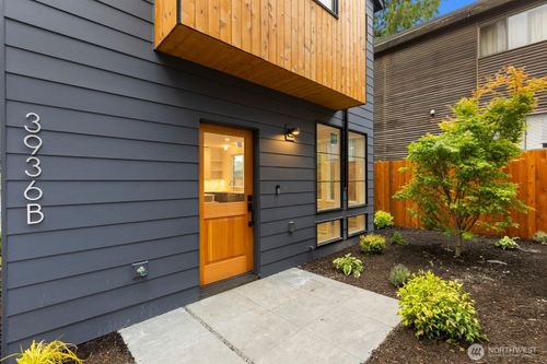3936 B S Angeline St, Seattle, WA, 98118 | Card Image
