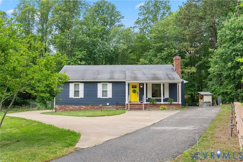 11542 Chester Station Dr, Chester, VA, 23831-1715 | Card Image