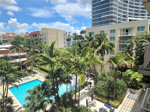 507-2000 N Bayshore Dr, Miami, FL, 33137-5108 | Card Image