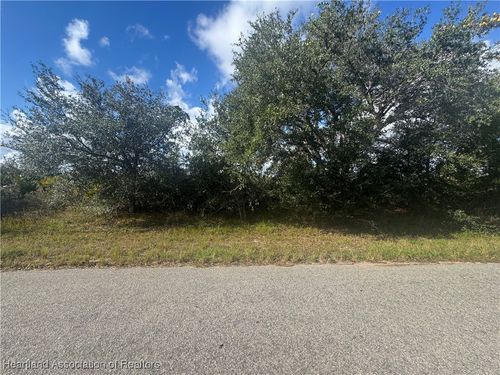 385 Christine St Nw, LAKE PLACID, FL, 33852 | Card Image