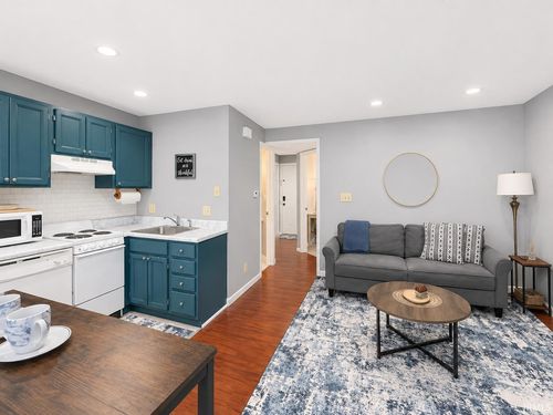 50-9305 S Pointe Retreat Drive, Bloomington, IN, 47401 | Card Image