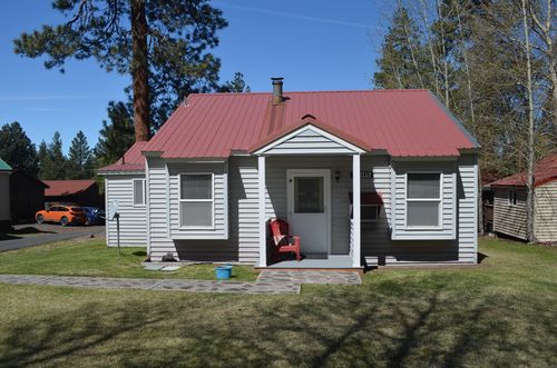 138118 Hillcrest St, Gilchrist, OR, 97737-3222 | Card Image