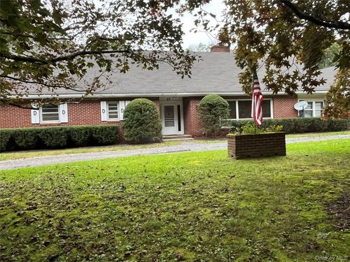 85 Daniele, Washington, NY, 12545 | Card Image