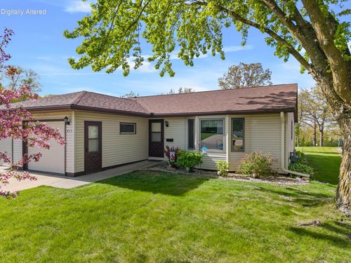 2-813 N Sprague St, Caledonia, MN, 55921-1280 | Card Image