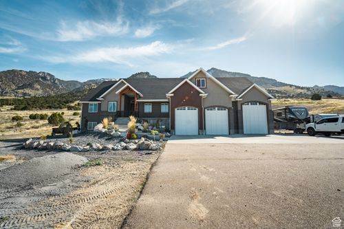 1930 W 5900 N, Brigham City, UT, 84302-4812 | Card Image