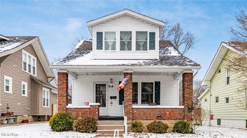 914 Taylor Ave, Cambridge, OH, 43725-1531 | Card Image