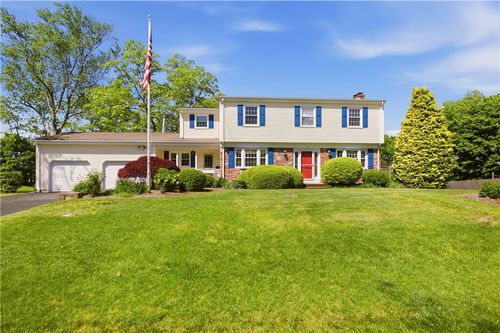 5 Heritage Rd, Bristol, RI, 02809-3515 | Card Image