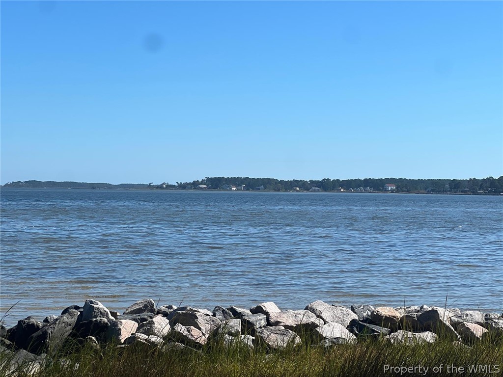 Land in Yorktown 3