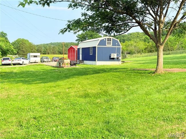 View of grassy yard | Image 35