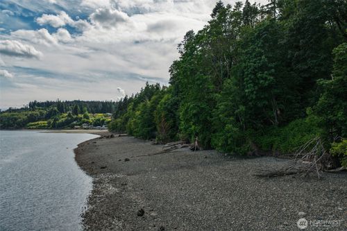 7095 Wilson Creek Rd Se, Port Orchard, WA, 98367-7924 | Card Image