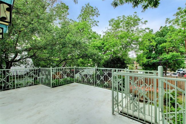 Back deck - top floor | Image 35