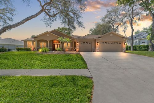 8933 Crescent Forest Blvd, NEW PORT RICHEY, FL, 34654-5420 | Card Image
