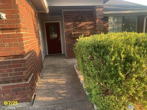 10709 Lone Pine Ln, Fort Worth, TX, 76108-3763 | Card Image