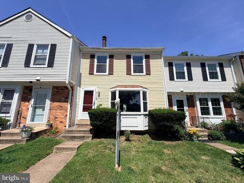 3715 Munson Rd, Falls Church, VA, 22041-1648 | Card Image