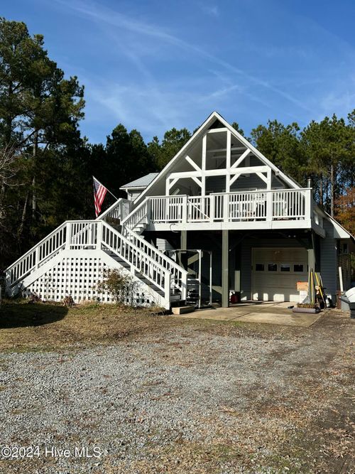 640 Old Pamlico Beach Road W, Belhaven, NC, 27810 | Card Image