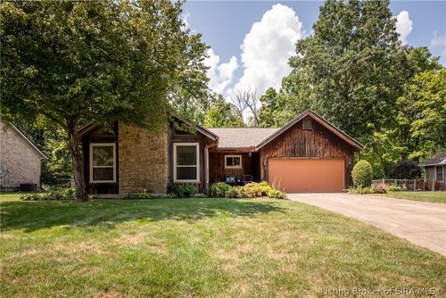 645 Hampton Ct, Sellersburg, IN, 47172-1000 | Card Image