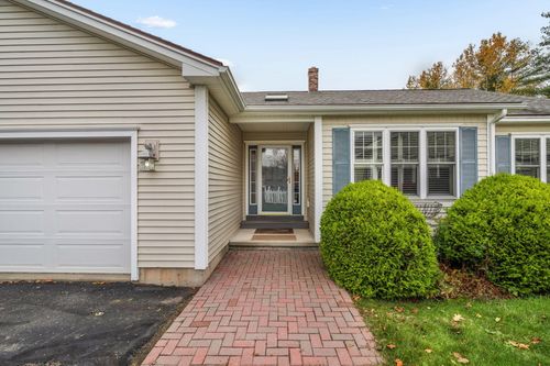 127-127 Chickadee Lane, Bangor, ME, 04401 | Card Image