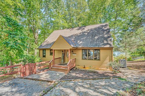 15976 Smith Mountain Lake Pkwy, Huddleston, VA, 24104-2956 | Card Image