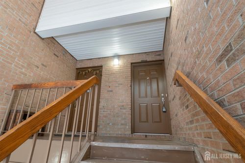 166 Hidden Hollow Ct, Edison, NJ, 08820-1063 | Card Image