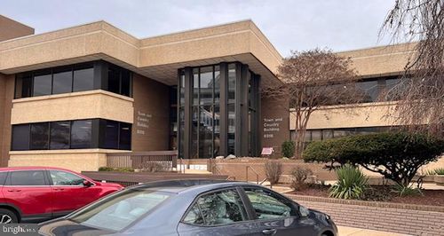 ste-103-8318 Arlington Blvd, Fairfax, VA, 22031-5218 | Card Image