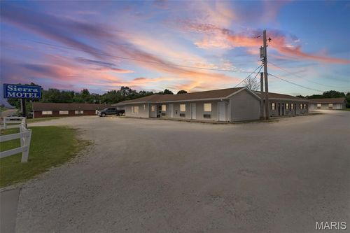 1215 S Fifth, Carrollton, IL, 62016 | Card Image