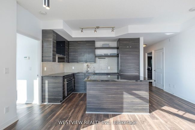 504 - 59 Annie Craig Dr, Condo with 2 bedrooms, 2 bathrooms and 1 parking in Etobicoke ON | Image 12