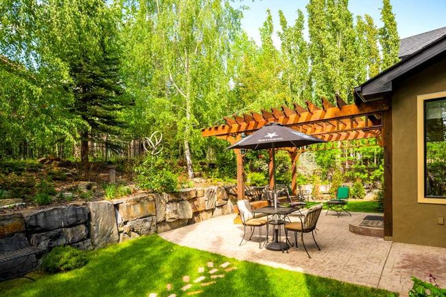 10 Spring Valley Pl Sw, House other with 5 bedrooms, 5 bathrooms and 6 parking in Calgary AB | Image 49