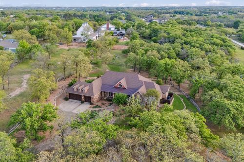 2520 Britt Dr, Argyle, TX, 76226-2995 | Card Image