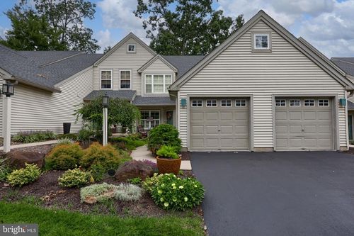 92 Hawk Valley Ln, DENVER, PA, 17517-9654 | Card Image