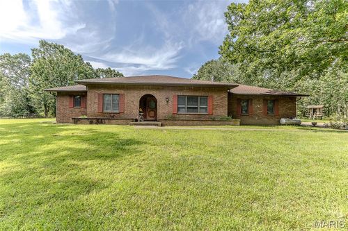 30672 Highway Bb, Lebanon, MO, 65536-8210 | Card Image
