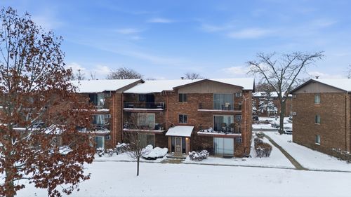 apt-1905-2556 Waterbury Dr, Woodridge, IL, 60517-4256 | Card Image