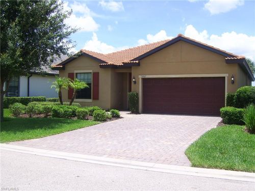16067 Palmetto Prairie Dr, ALVA, FL, 33920-4692 | Card Image