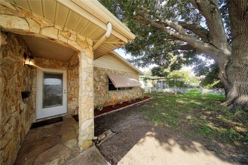 824 62nd Ave Ne, St. Petersburg, FL, 33702-7620 | Card Image