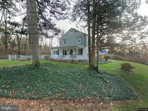 110 N Madison St, HARRISBURG, PA, 17109-2219 | Card Image