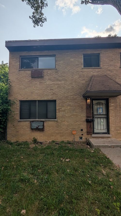 2131 171st St, Hazel Crest, IL, 60429-1305 | Card Image