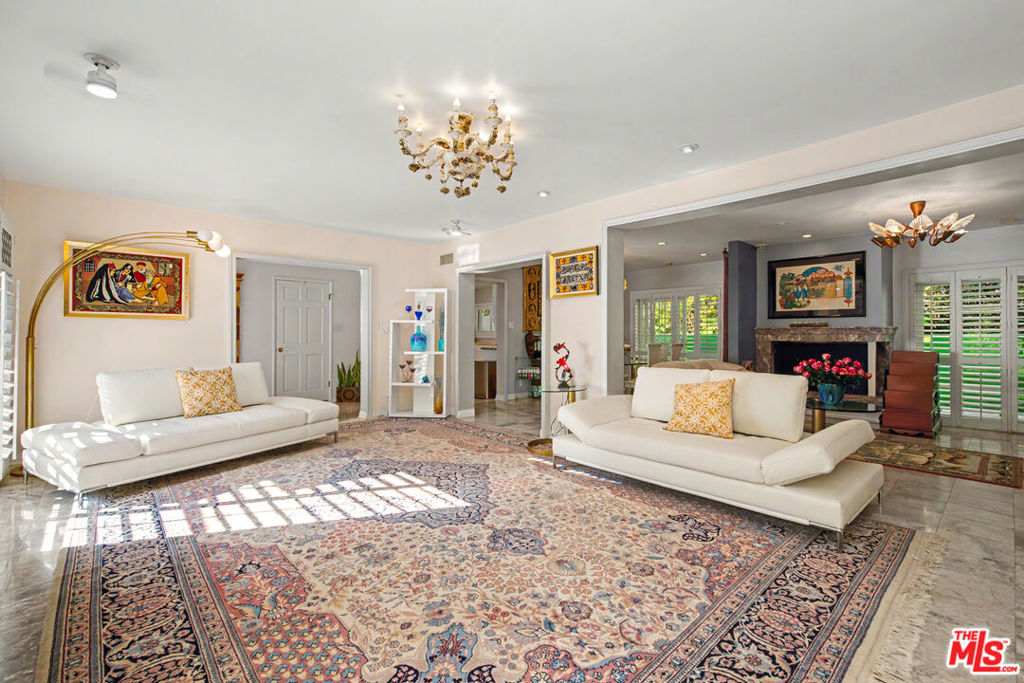 Residential in Los Angeles
