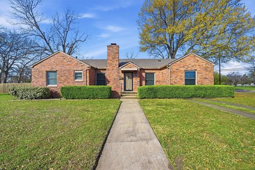 1824 N Binkley St, Sherman, TX, 75092-3525 | Card Image
