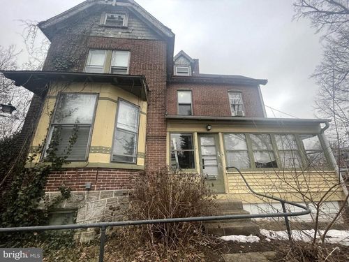 201 W Baltimore Ave, Clifton Hts, PA, 19018-1406 | Card Image