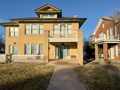 803 Woodlawn Ave, Dallas, TX, 75208-4067 | Card Image