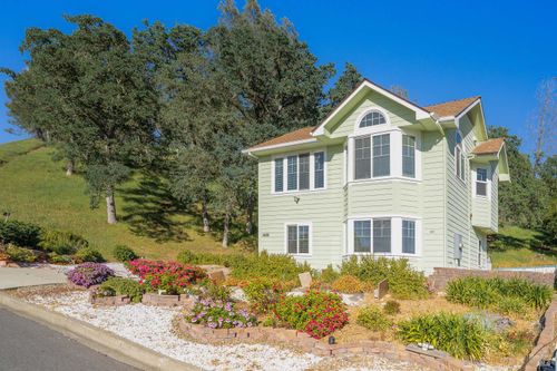 1486 Steele Canyon Rd, Napa, CA, 94558-9525 | Card Image