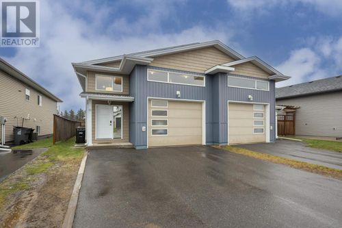 156 Cougar Cres, Thunder Bay, ON, P7C0B8 | Card Image